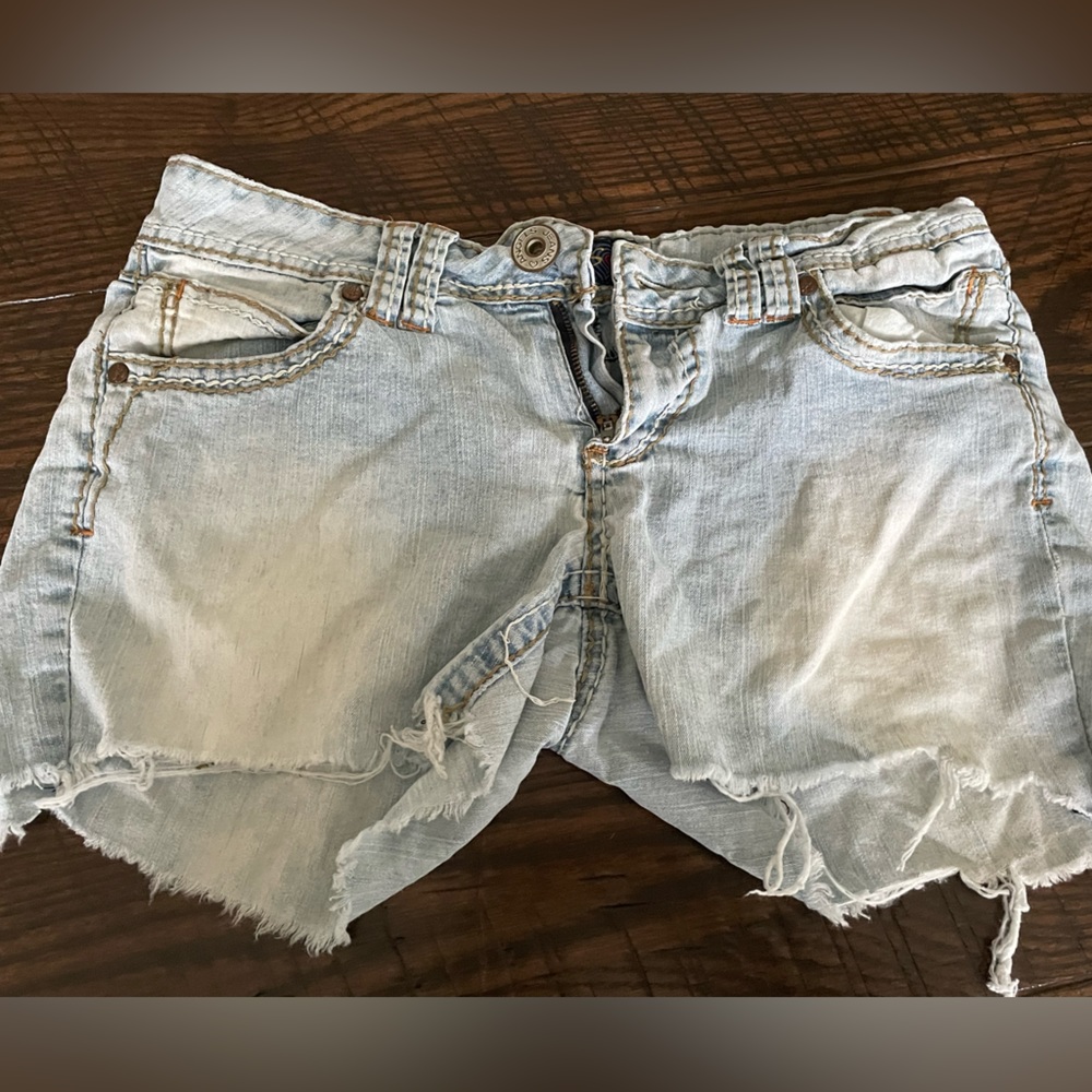 Cut off Jean shorts